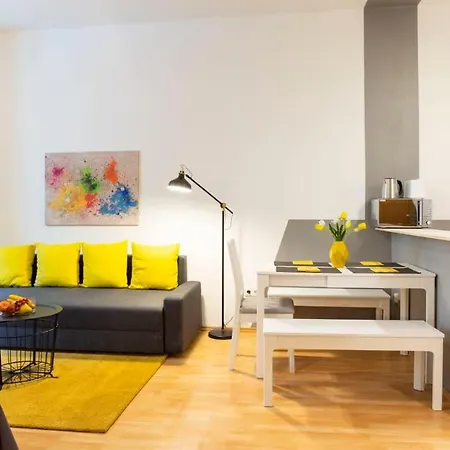 Cozy 2 Room Apartment Next To Hermannstrasse Berlin Exterior photo