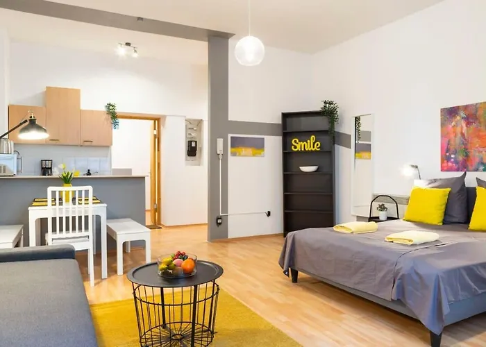 Cozy 2 Room Apartment Next To Hermannstrasse
